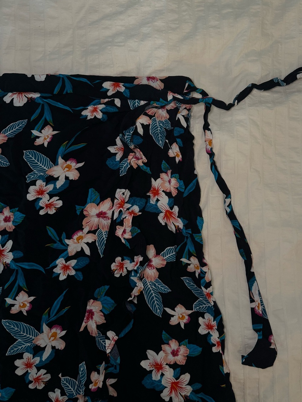 Wrap Skirt GEORGE Floral with Teal and Pink Flowers - Tropical Summer Party - Picture 4 of 8